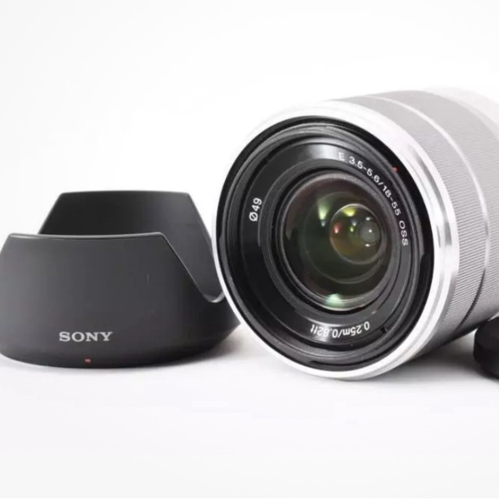 Sony E 18-55mm 3.5-5.6 OSS Zoom Lens